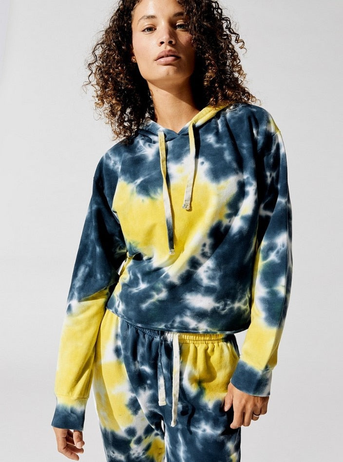 New Bold Traditions Tie-dye Pullover Hoodie & Jogger Set